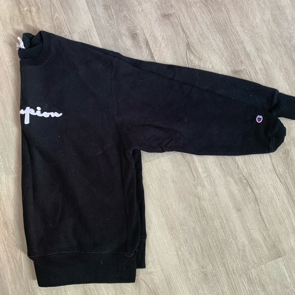 Black champion sweatshirt - Picture 3 of 3